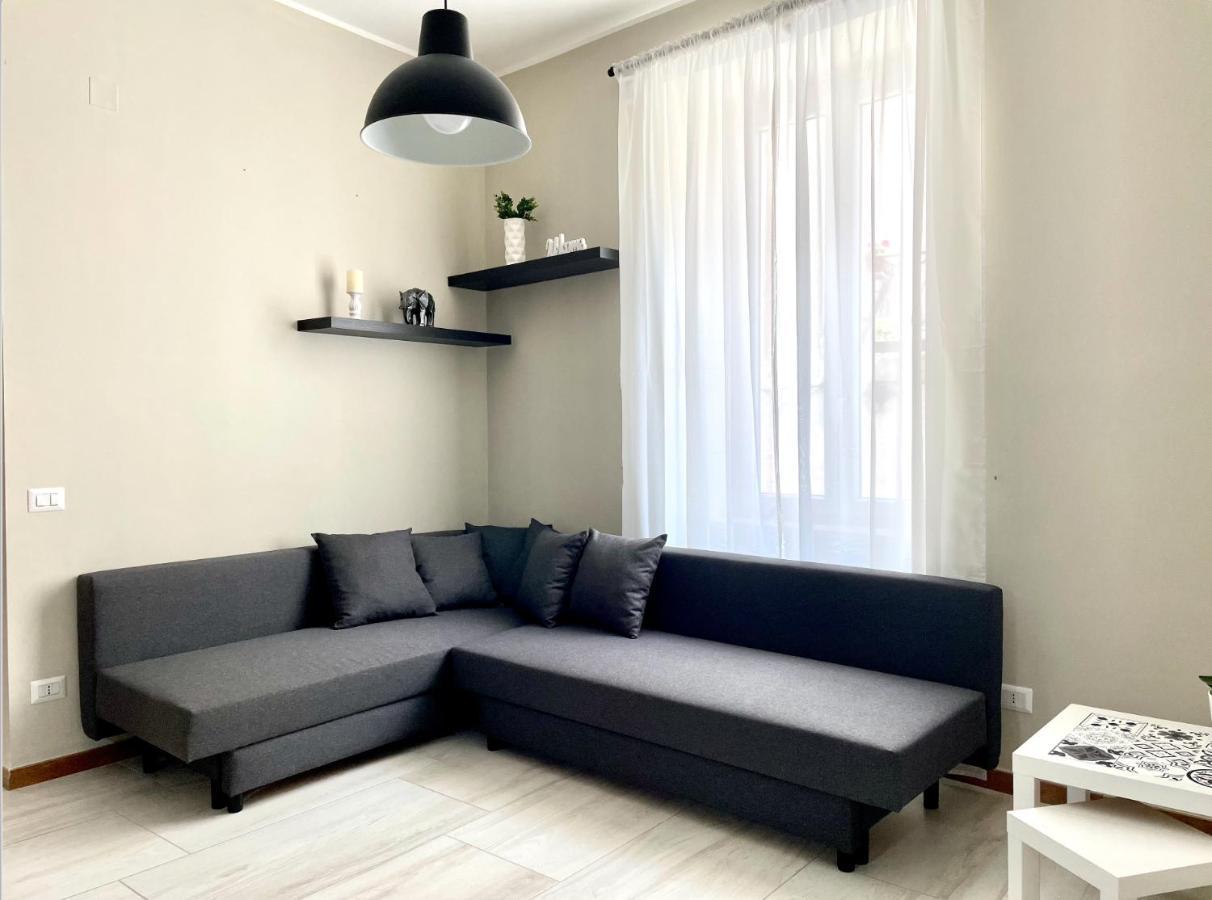 Grey Apartment Caiazzo Exterior photo